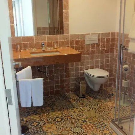 Pensjonat Quinta Dos Lagos - Al 3*